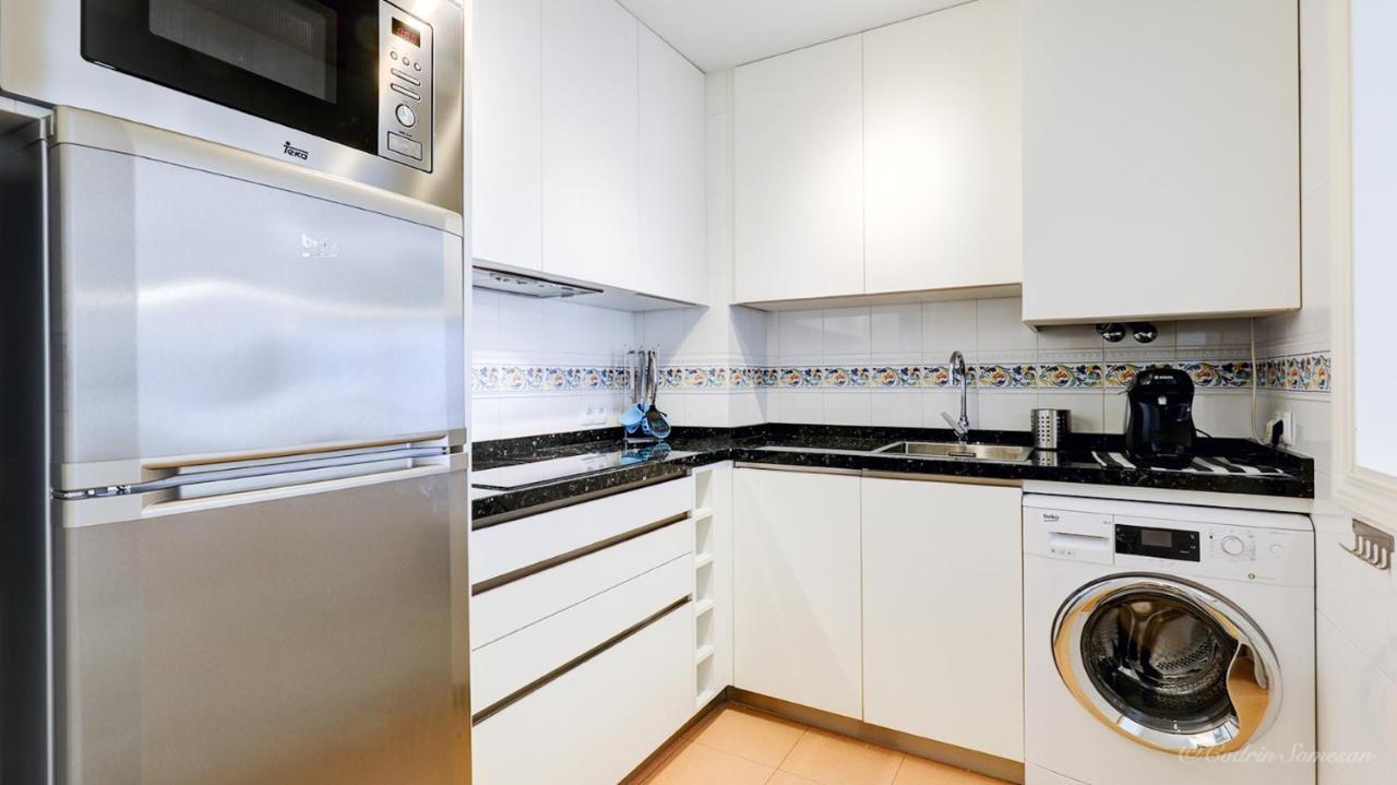 Cozy Apartment Overlooking Estepona'S Marina! Luaran gambar