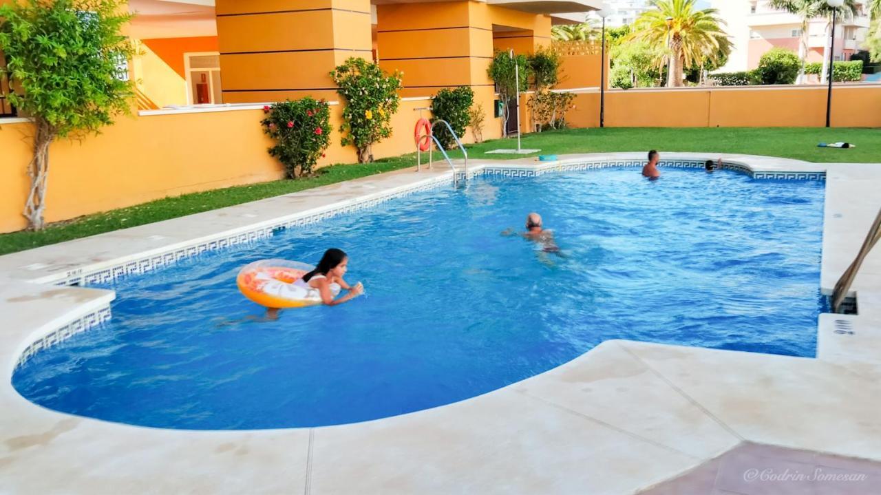 Cozy Apartment Overlooking Estepona'S Marina! Luaran gambar