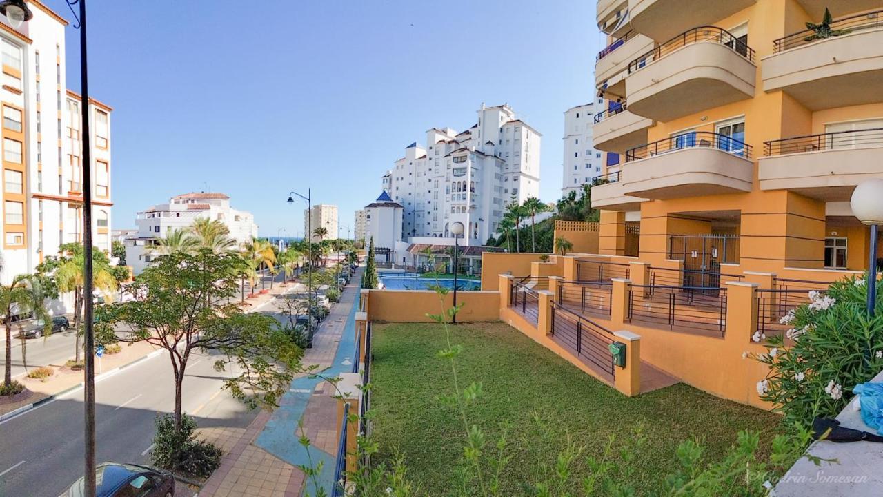 Cozy Apartment Overlooking Estepona'S Marina! Luaran gambar