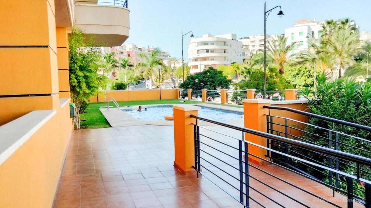 Cozy Apartment Overlooking Estepona'S Marina! Luaran gambar