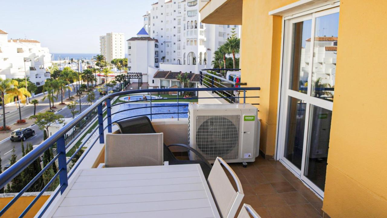 Cozy Apartment Overlooking Estepona'S Marina! Luaran gambar